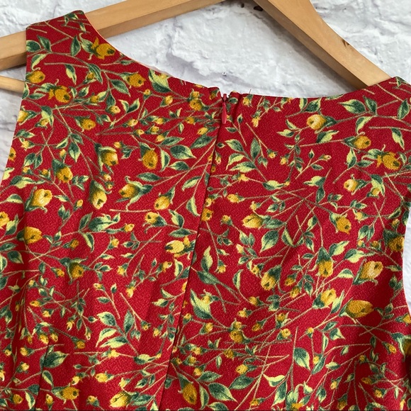 MOON Floral Dress with cut out Detail - Picture 4 of 9